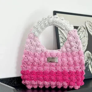 Crochet Gradient Rose Tote – Bulky Knit Shoulder Accessory