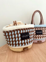 Crochet Canelé Texture Tote – Twill Check Knit Shoulder Accessory - Image 3