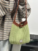 Crochet Textured Tote – Chunky Knit Shoulder Accessory - Image 10