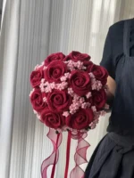 Crochet Red Rose Arrangement – Handcrafted Wedding Décor - Image 6