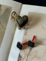 Song Brocade Hair Clips – Black Gold Butterfly - Image 7