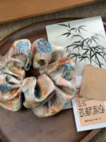 Song Brocade Scrunchie – Swan Lake