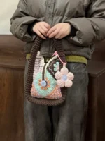 Crochet Granny Square Tote – Heritage Chunky Knit Floral Motif - Image 7