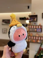 Crochet "Penguin Star" Charm – Interchangeable Outfit Amigurumi - Image 5