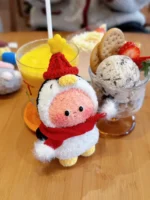 Crochet "Penguin Star" Charm – Interchangeable Outfit Amigurumi - Image 18
