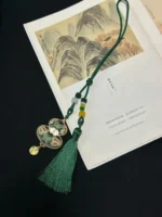 Shu Brocade Gourd Charm – Emerald Prosperity