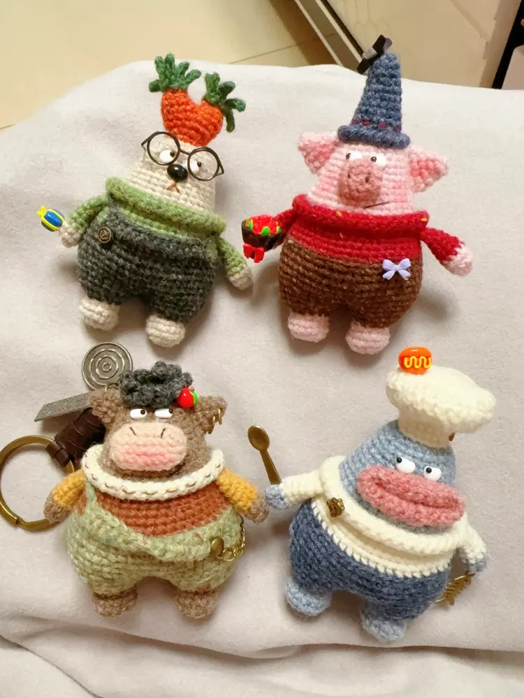 GZ00000-00197-750px(7) Crochet "Chubby Chums" Figurine Charm – Shetland Wool Amigurumi Accessory - Image 1